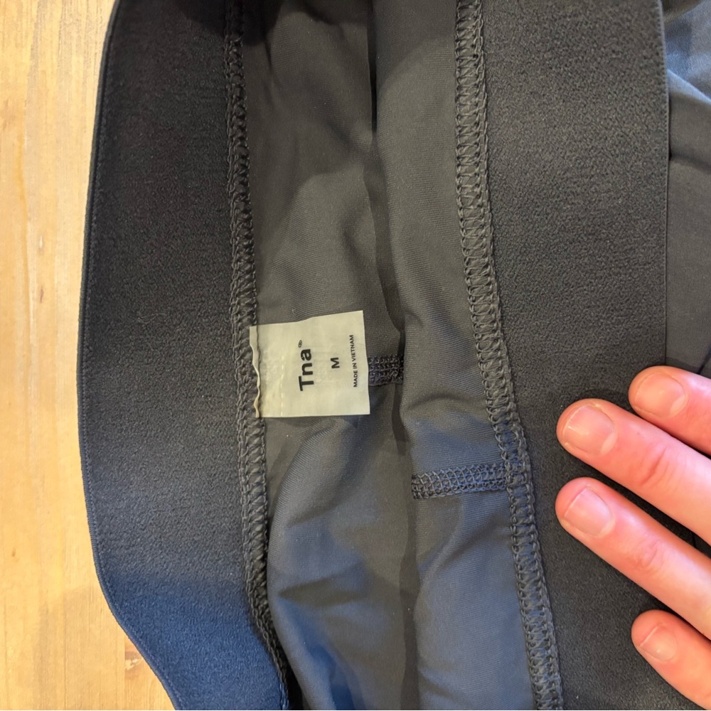 Aritzia TNA Tennis Skirt INK GREY - Picture 3 of 7